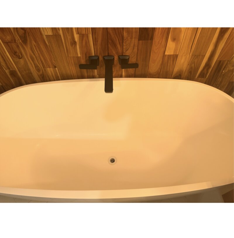 Bathtub after cleaning — bright spotless white